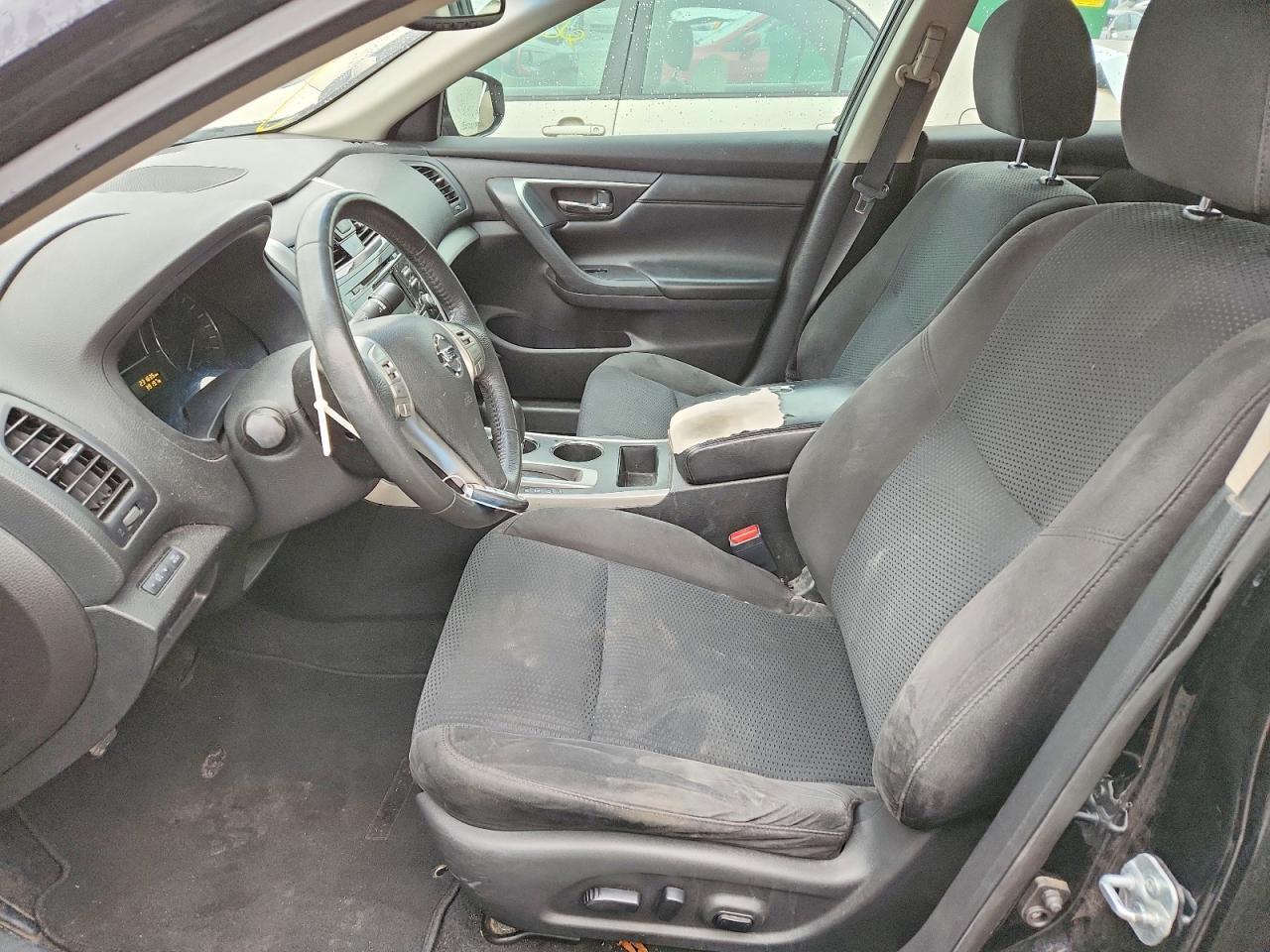 2015 Nissan Altima - Фото 7