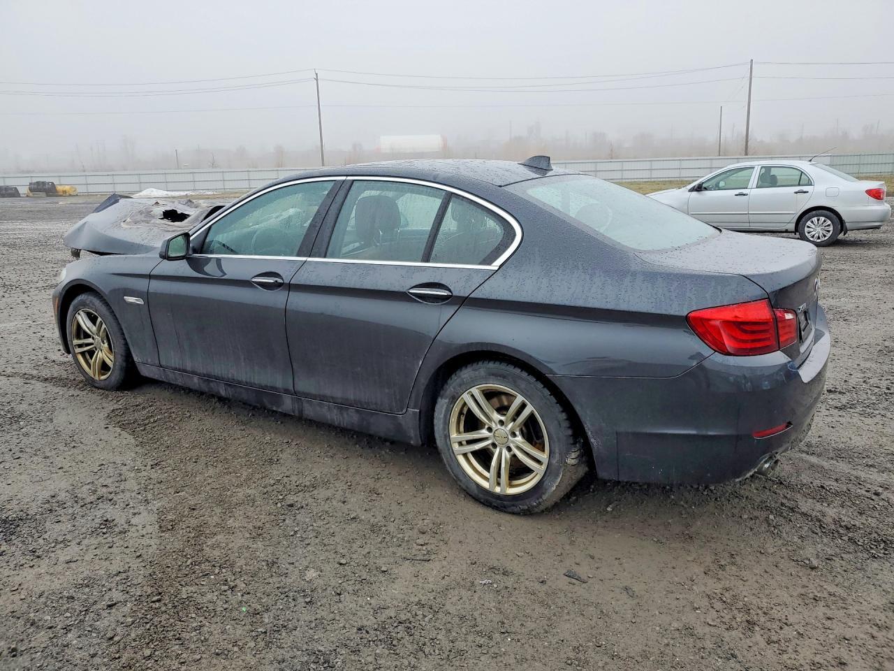 2013 BMW 535 Xi - Image 2