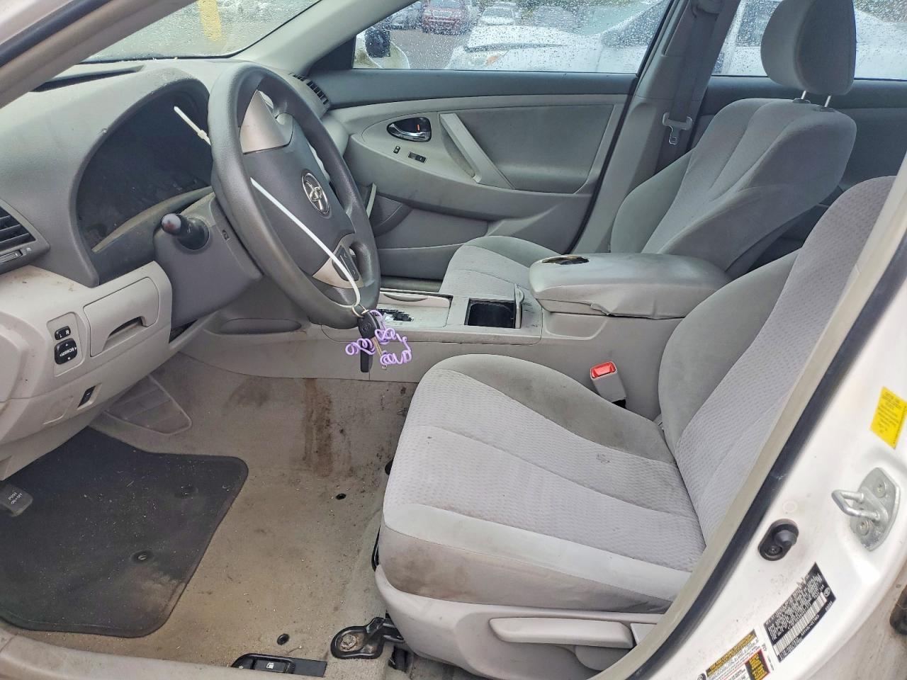 2011 Toyota Camry Base - Фото 7