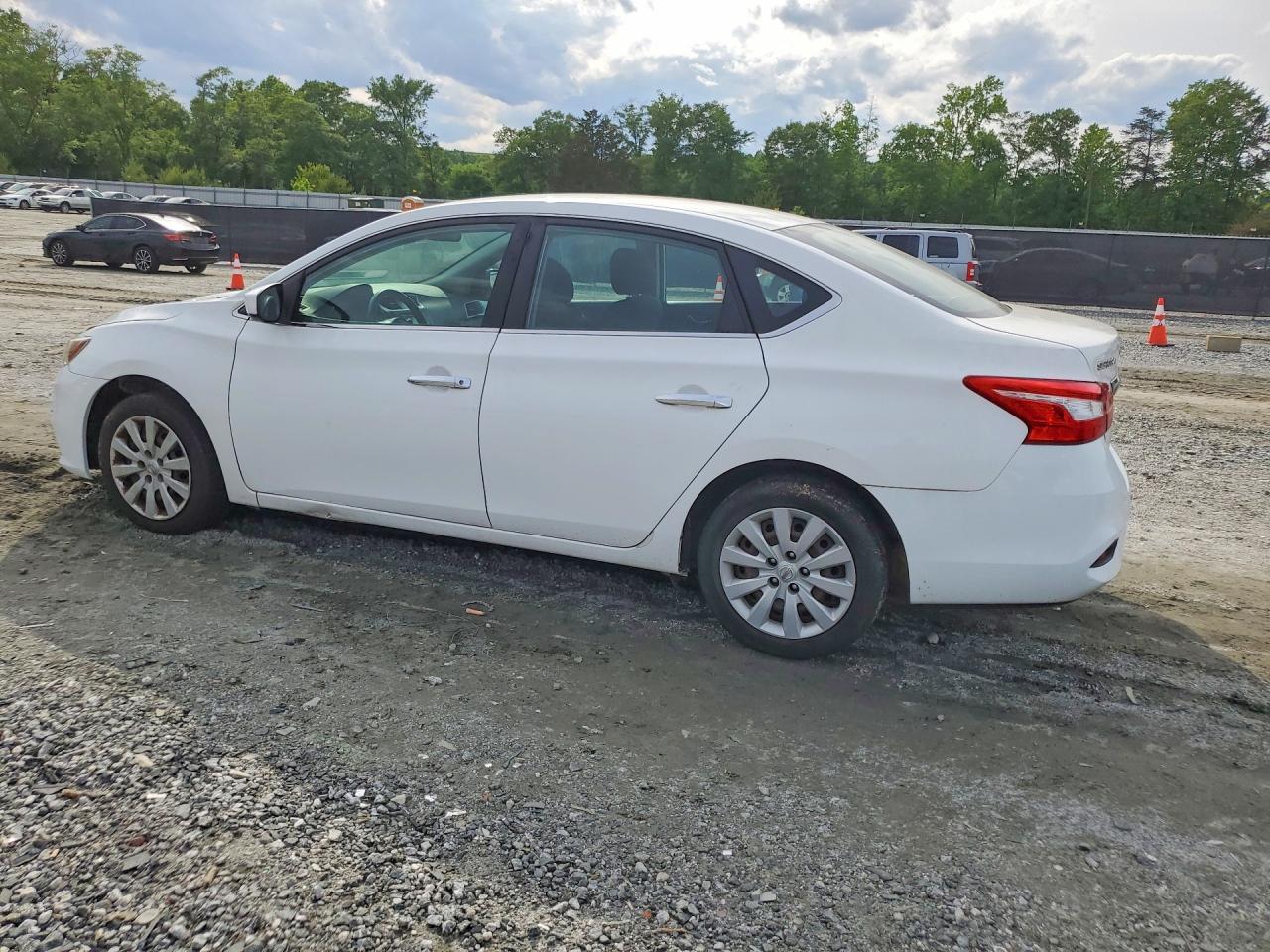 2018 Nissan Sentra S - Фото 2