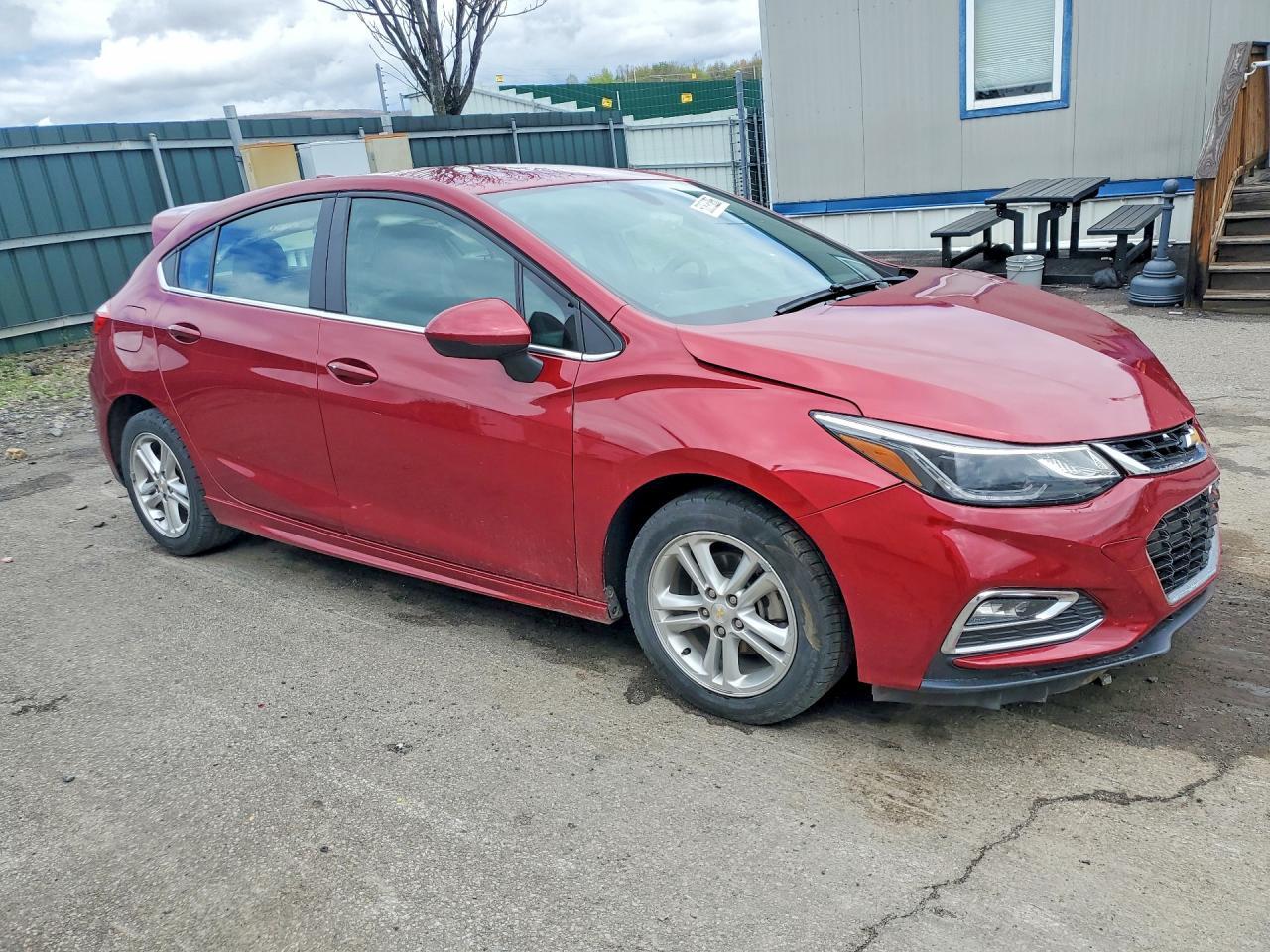 2017 Chevrolet Cruze Lt - Image 4