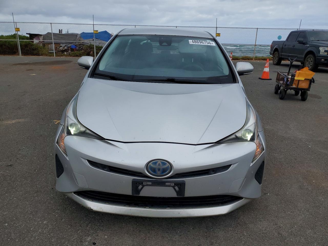 2018 Toyota Prius One - Image 5