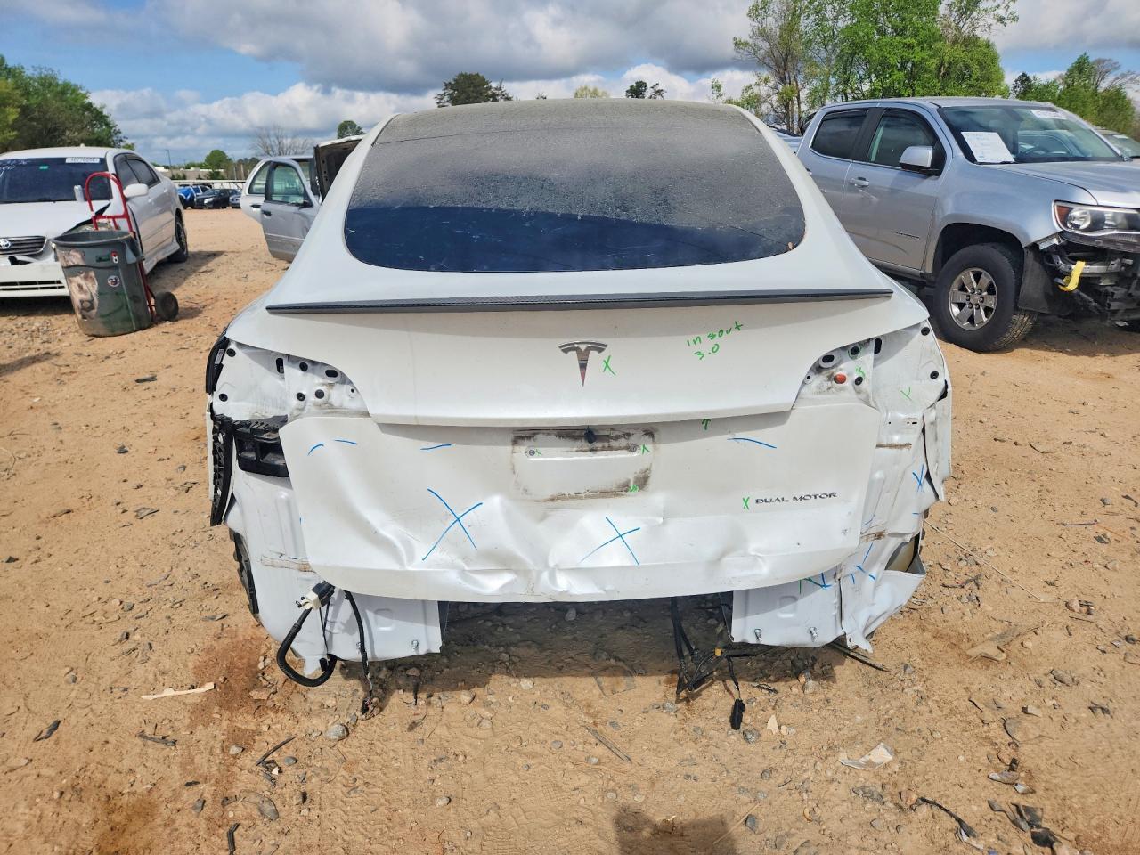2023 Tesla Model Y - Фото 6