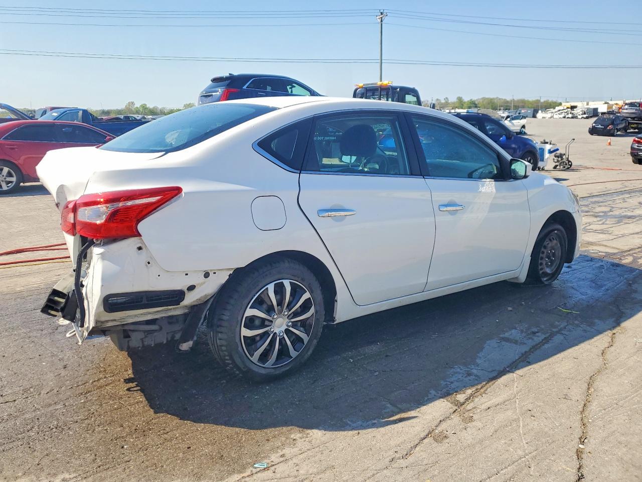 2019 Nissan Sentra S - Фото 3
