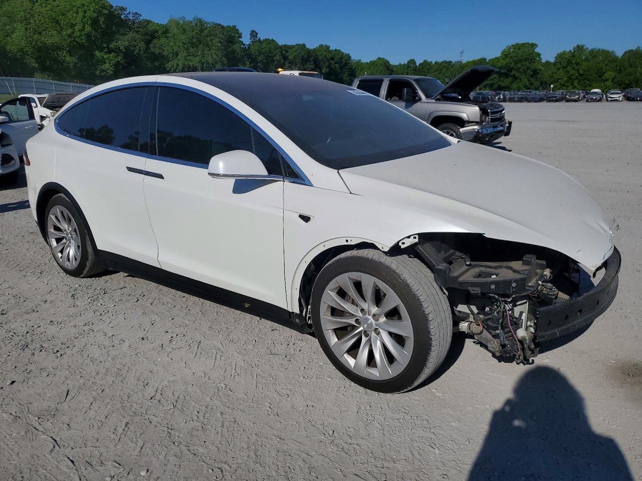 2016 Tesla Model X - Фото 4