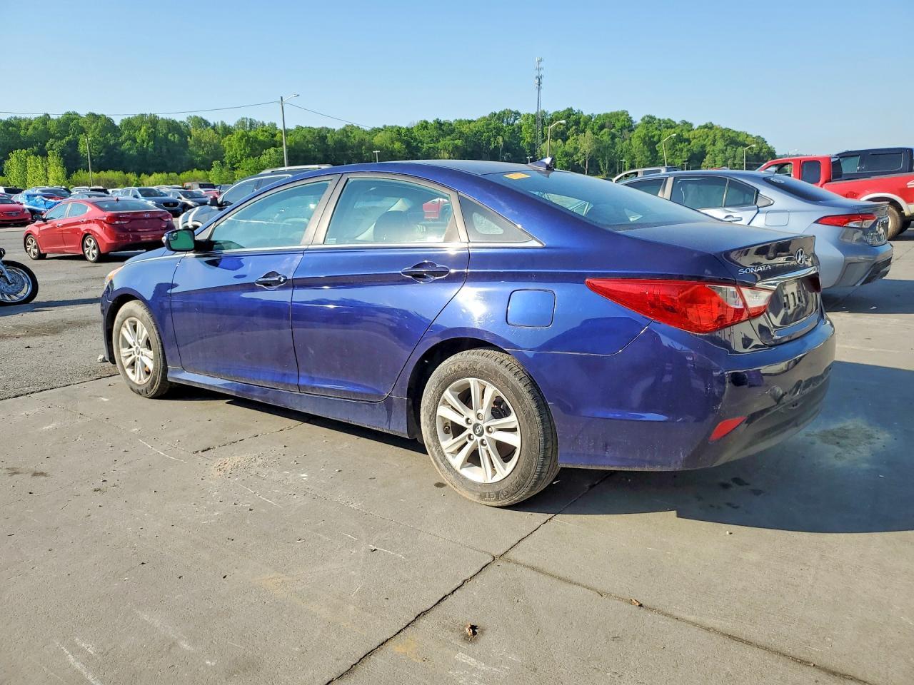 2014 Hyundai Sonata Gls - Фото 2