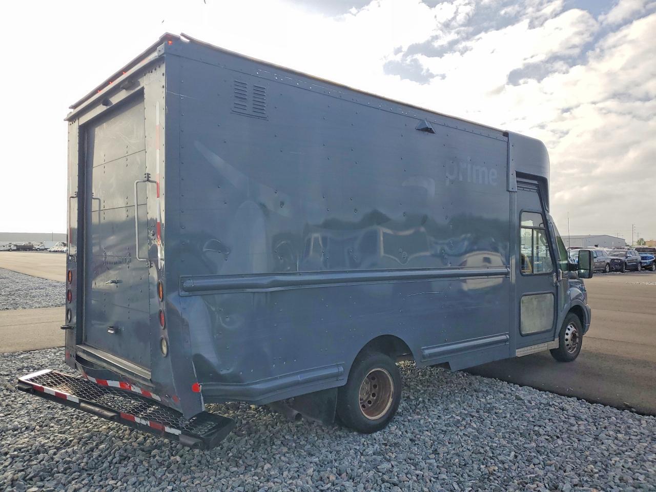 2021 Ford Transit T-350 Step Van - Image 3