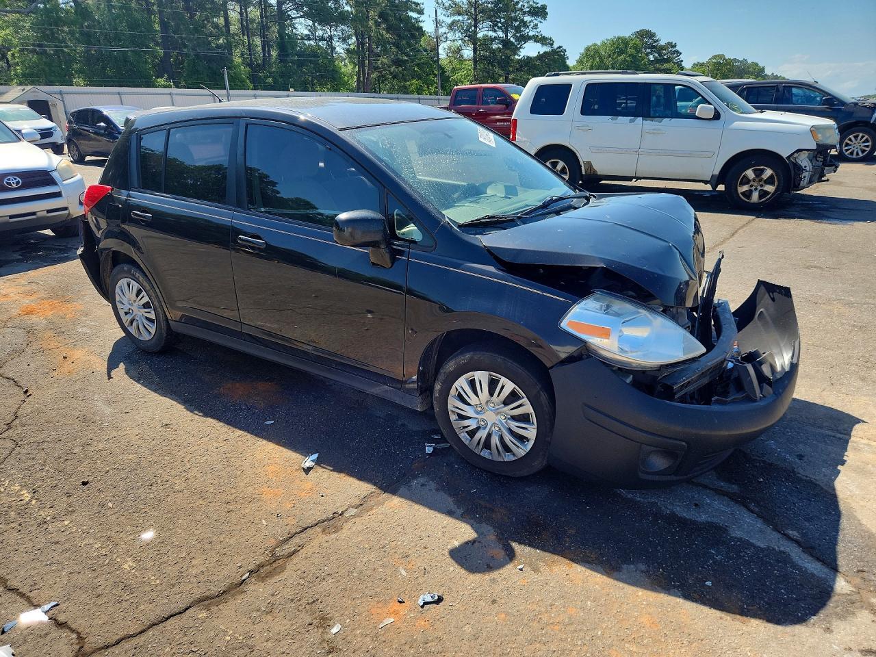 2011 Nissan Versa 1.8 S - Фото 4