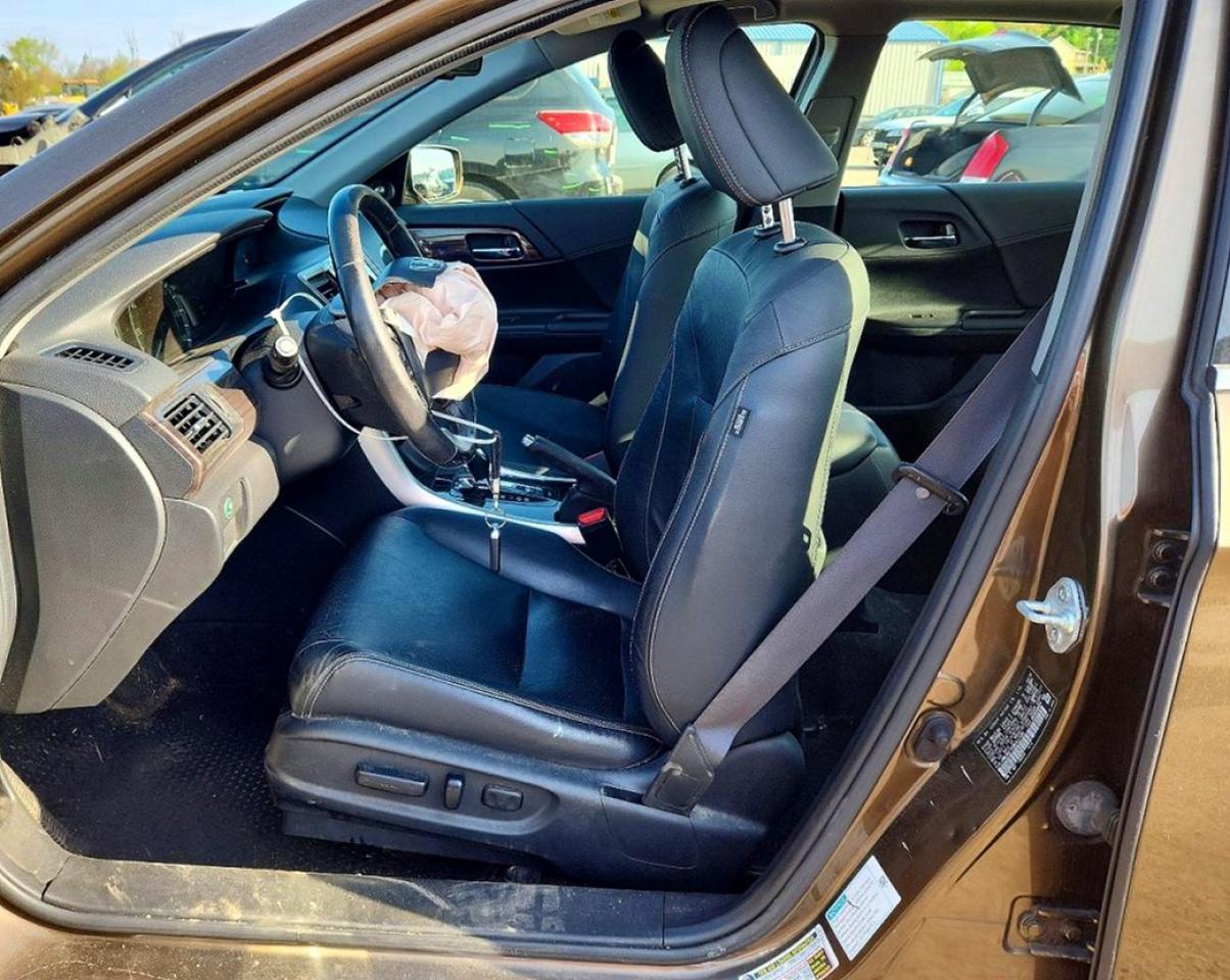 2017 Honda Accord Hybrid Exl - Image 7