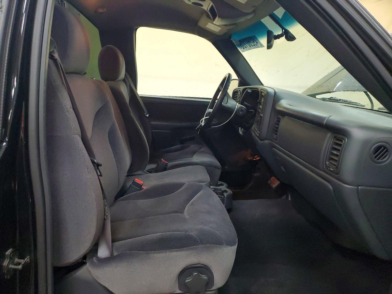 2002 GMC New Sierra K1500 - Фото 7
