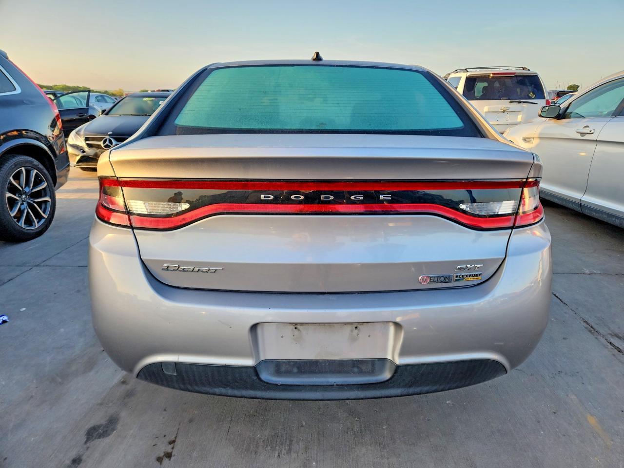 2016 Dodge Dart Sxt - Фото 6