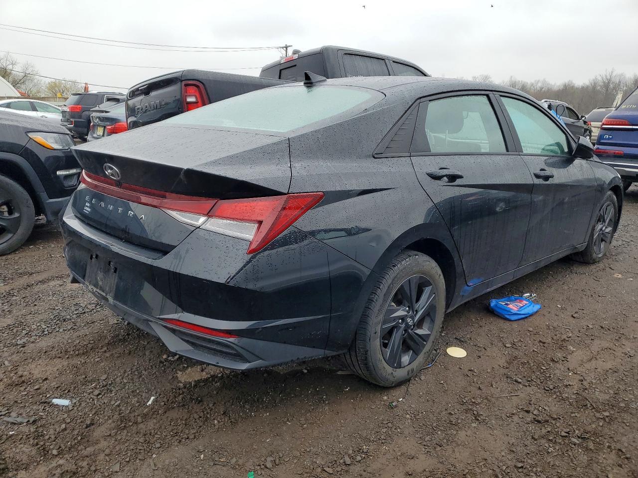 2023 Hyundai Elantra Sel - Фото 3