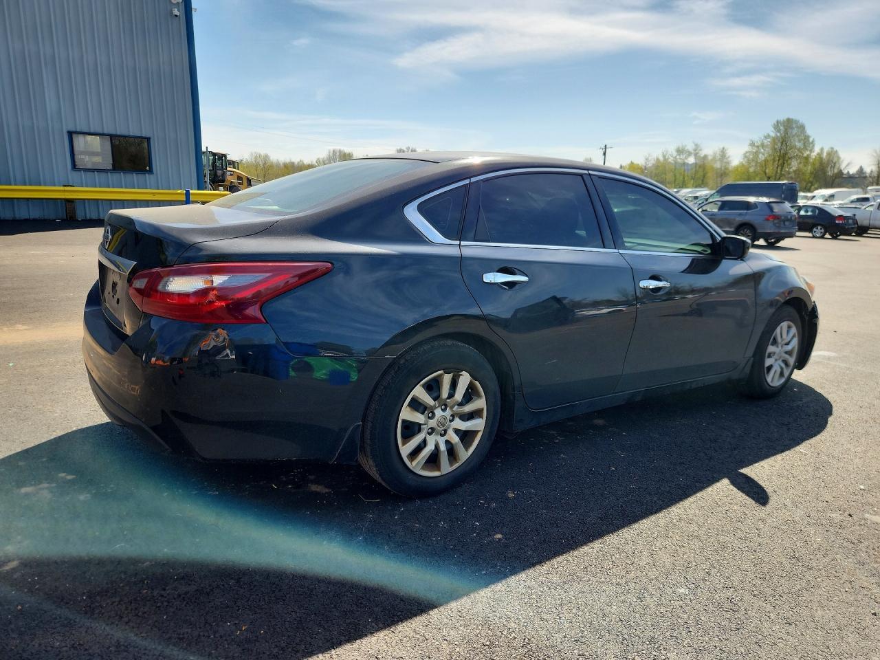 2018 Nissan Altima 2.5 S - Фото 3