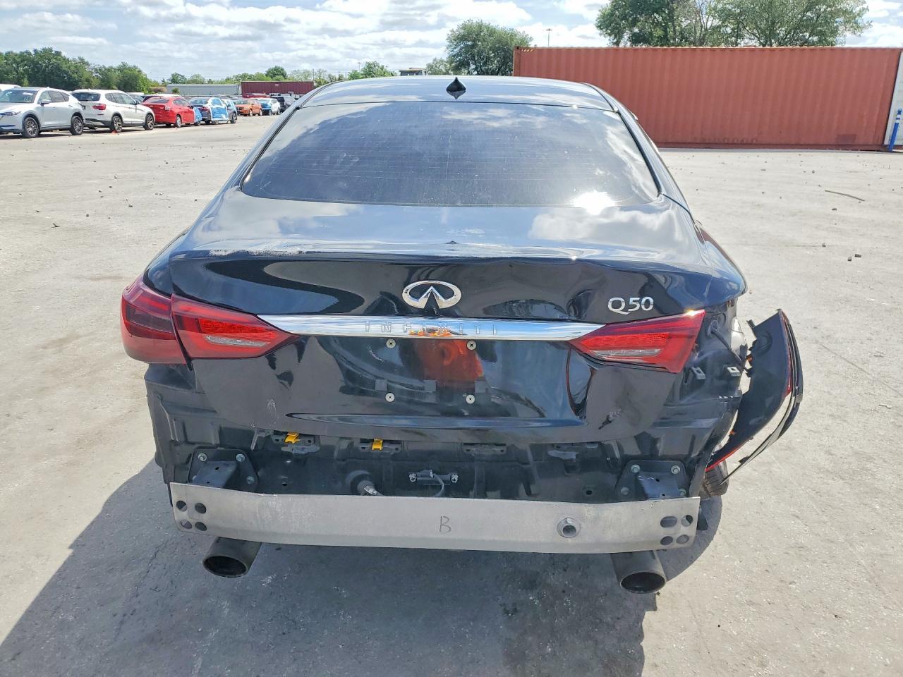 2018 Infiniti Q50 2.0T Luxe - Фото 6