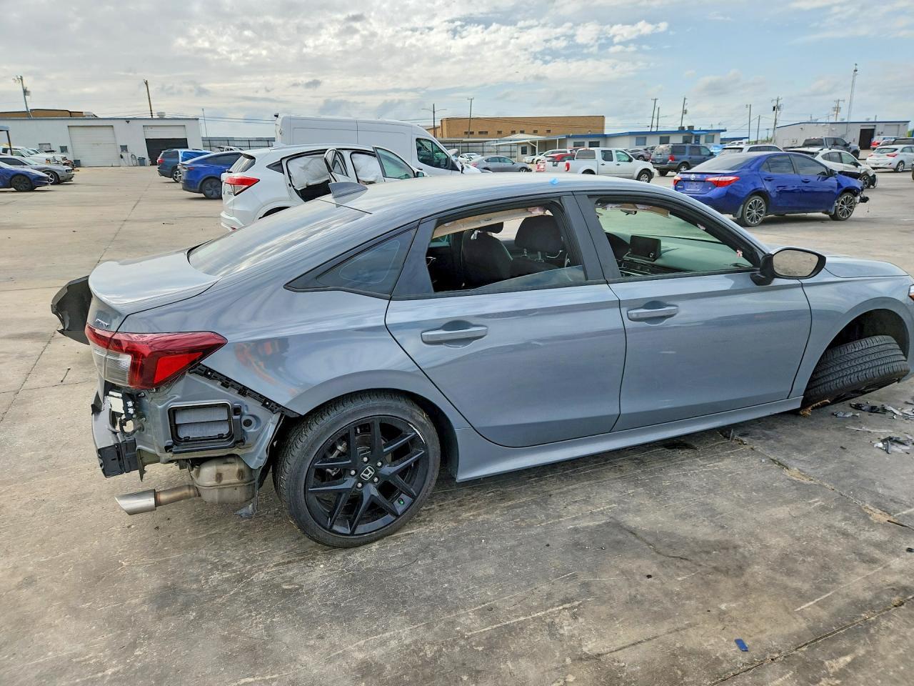 2025 Honda Civic Sport - Фото 3