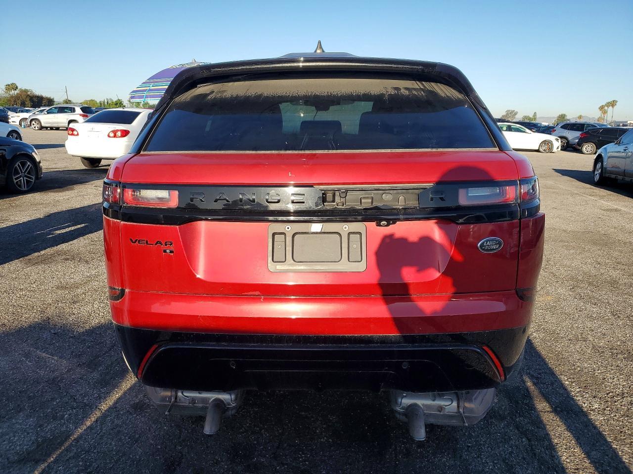 2021 Land Rover Range Rover Velar R-Dynamic S - Image 6