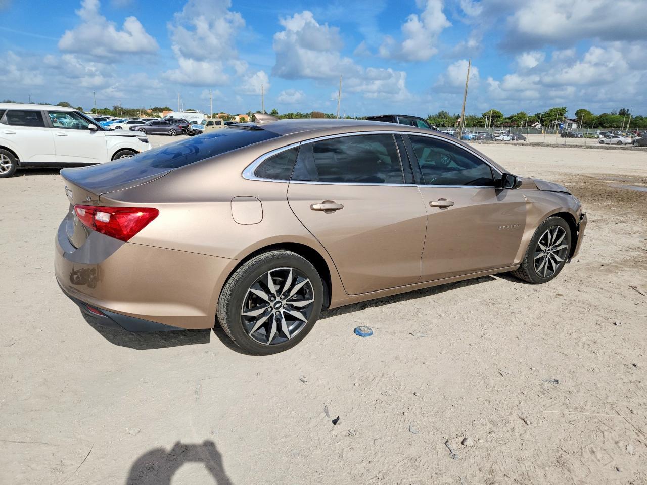 2018 Chevrolet Malibu Lt - Фото 3