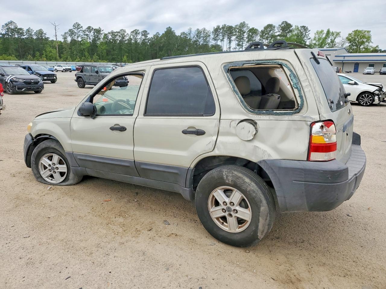 2006 Ford Escape Xls - Фото 2