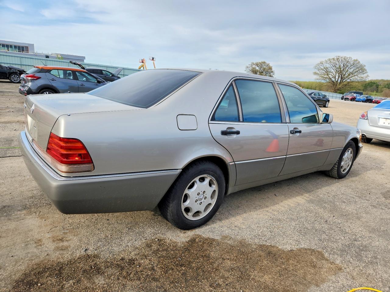 1994 Mercedes Benz S 420 - Image 3