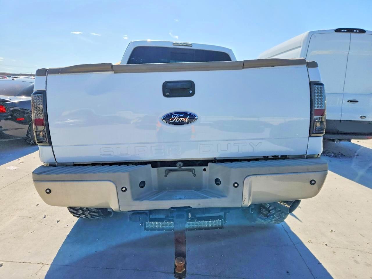 2008 Ford F250 Super Duty - Image 6