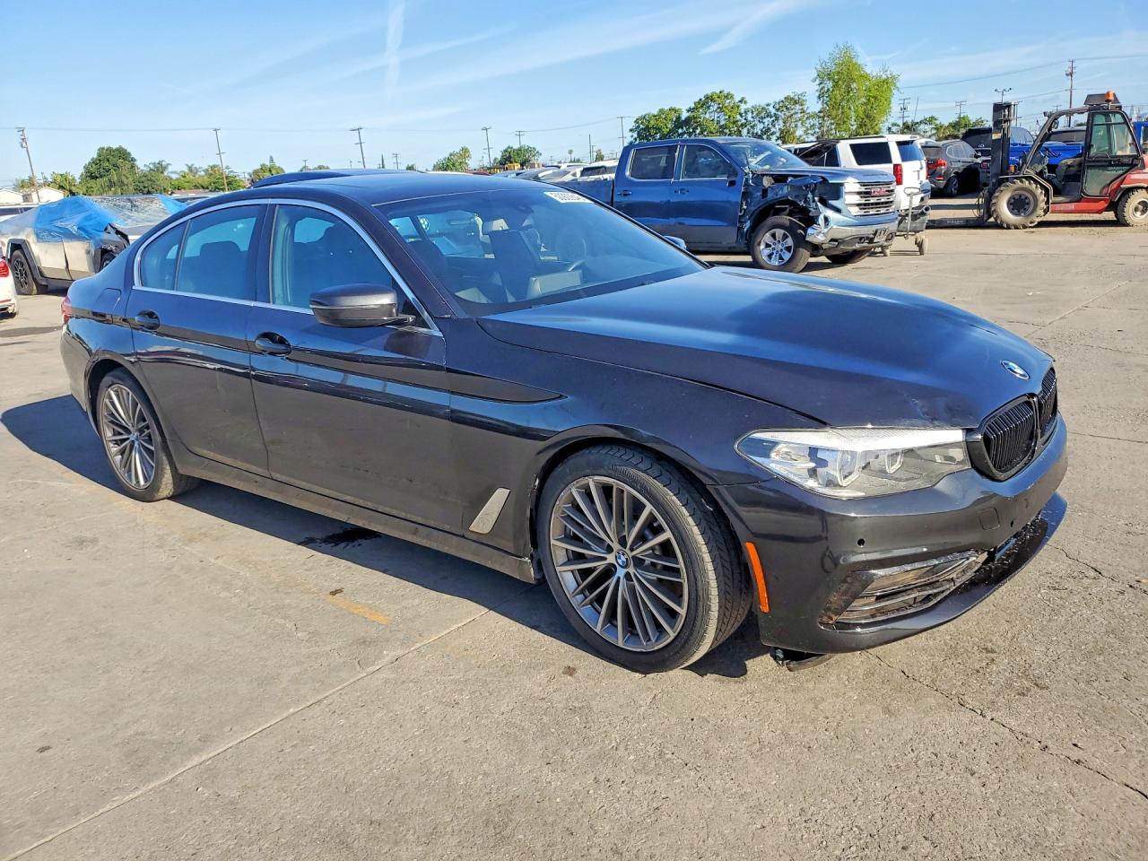 2020 BMW 530 I - Image 4