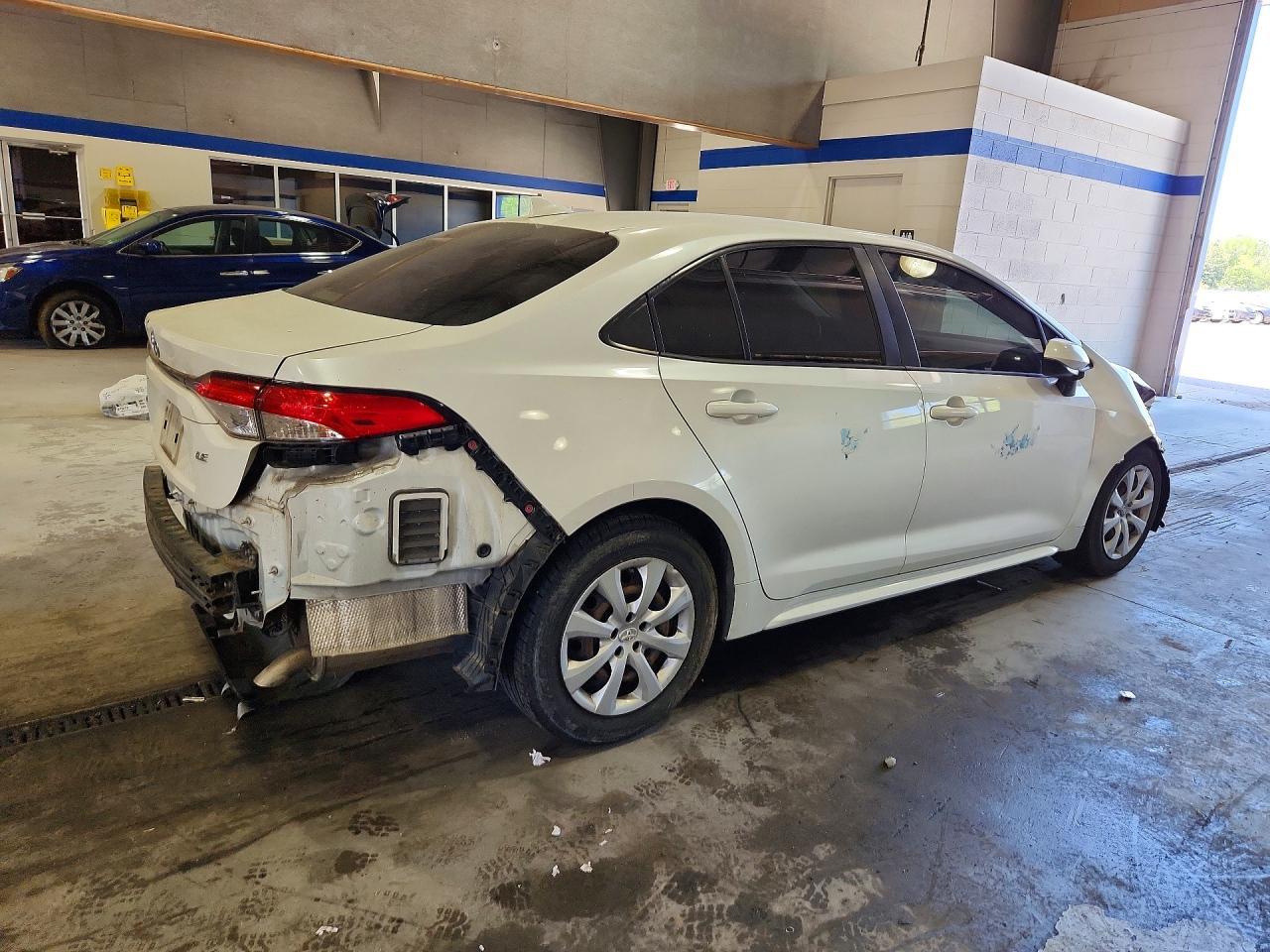 2020 Toyota Corolla Le - Фото 3