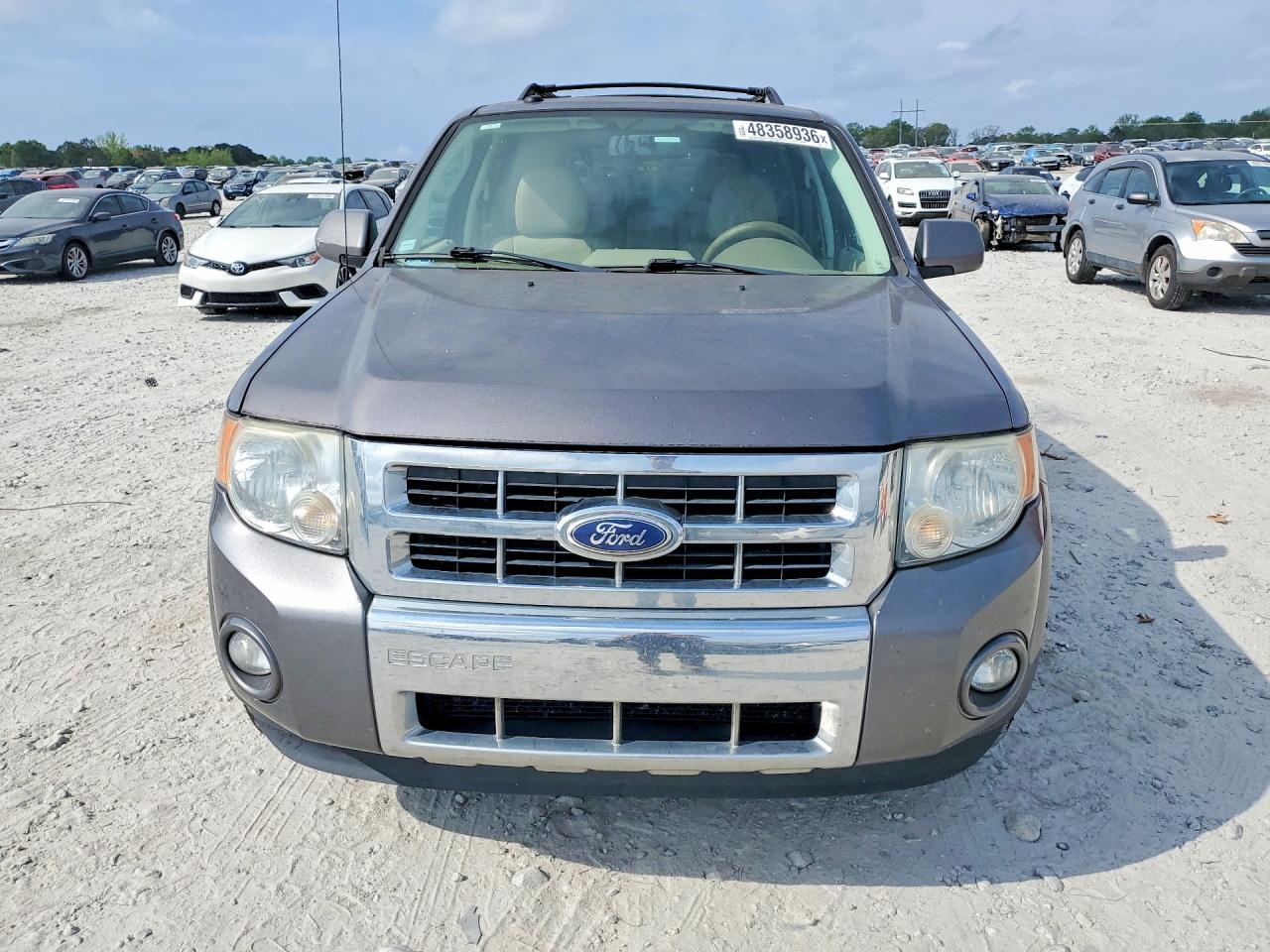 2010 Ford Escape - Фото 5