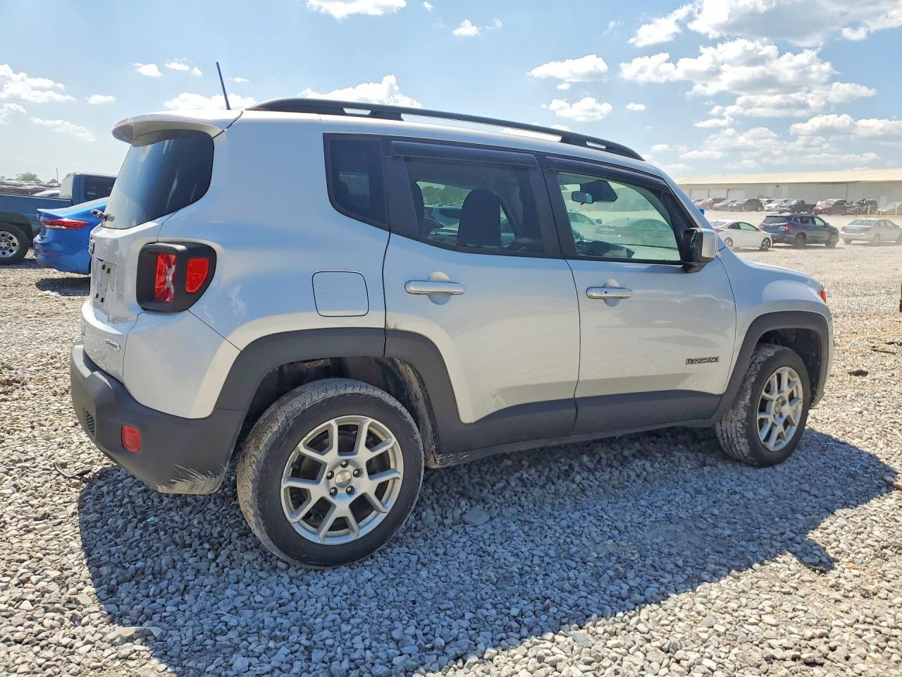 2020 Jeep Renegade Latitude - Фото 3