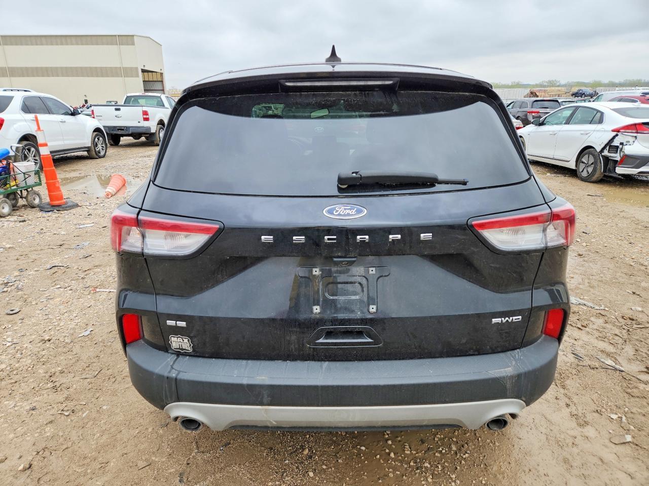 2021 Ford Escape Se - Фото 6