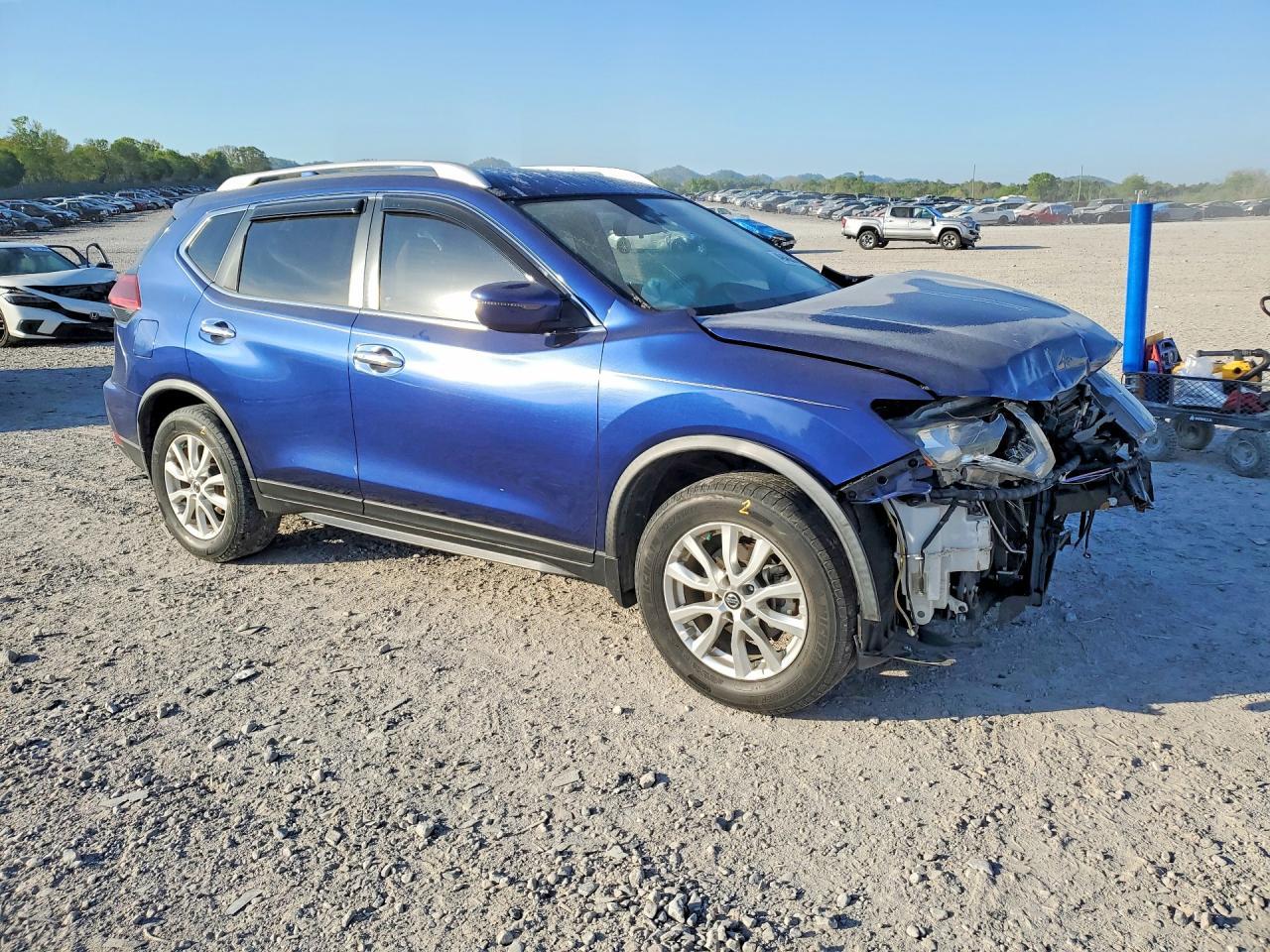 2020 Nissan Rogue Sv - Image 4