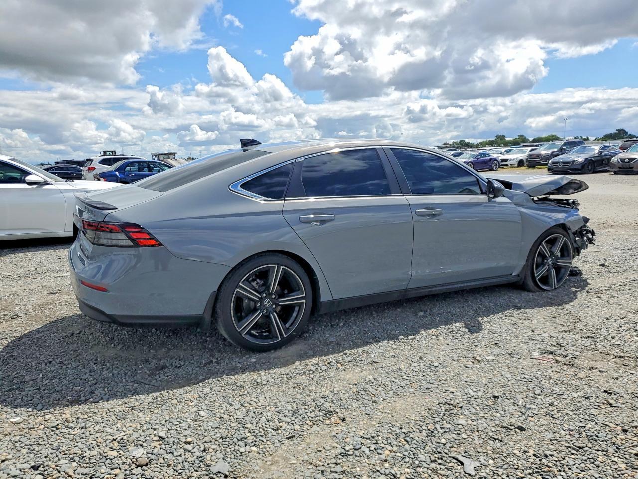 2024 Honda Accord Hybrid Sport - Image 3
