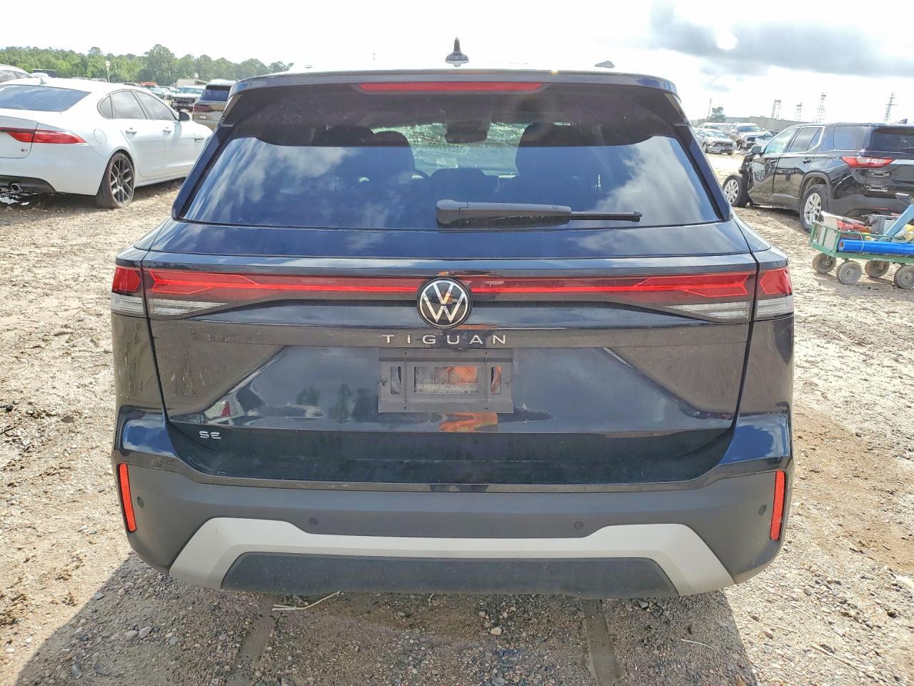 2025 Volkswagen Tiguan Se - Фото 6