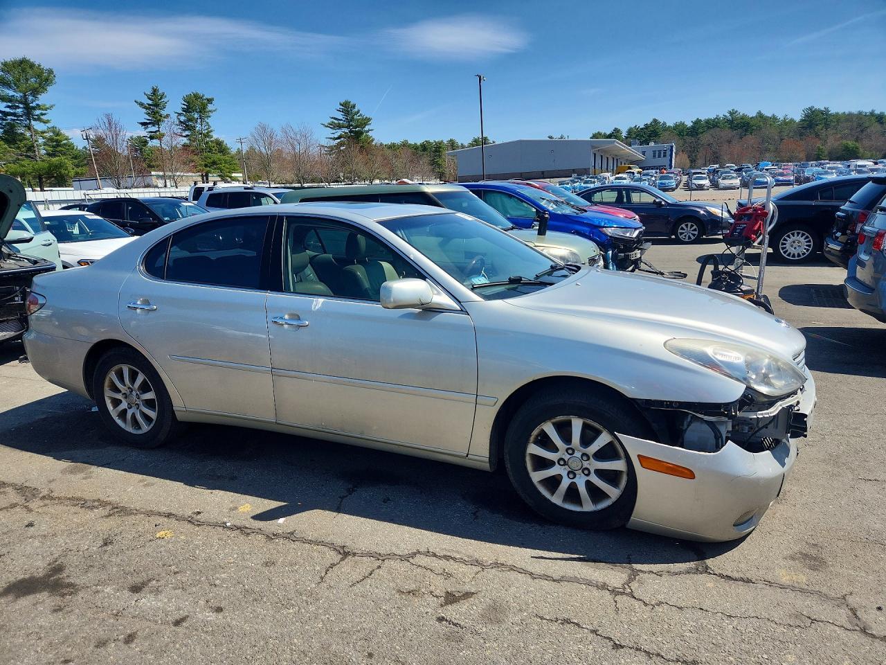2002 Lexus Es - Image 4