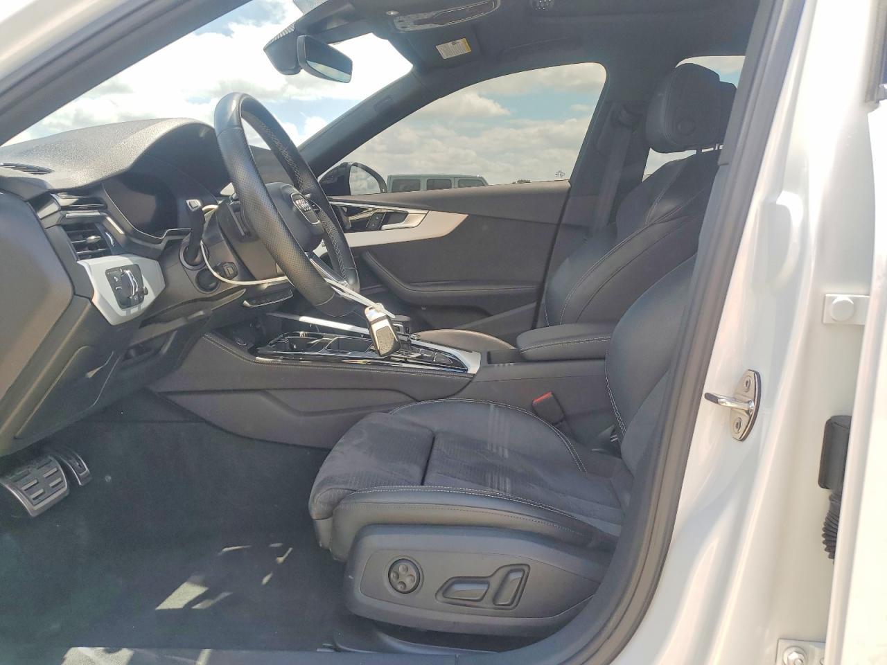 2023 Audi A4 Premium Plus 45 - Image 7