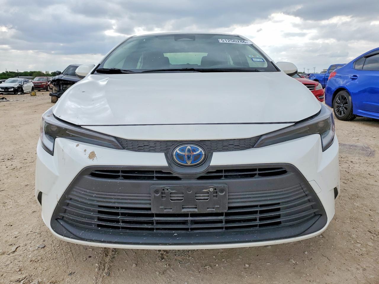 2024 Toyota Corolla Hybrid Le - Фото 5