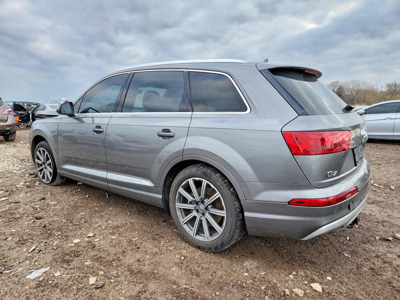 2017 Audi Q7 Premium Plus - Фото 2
