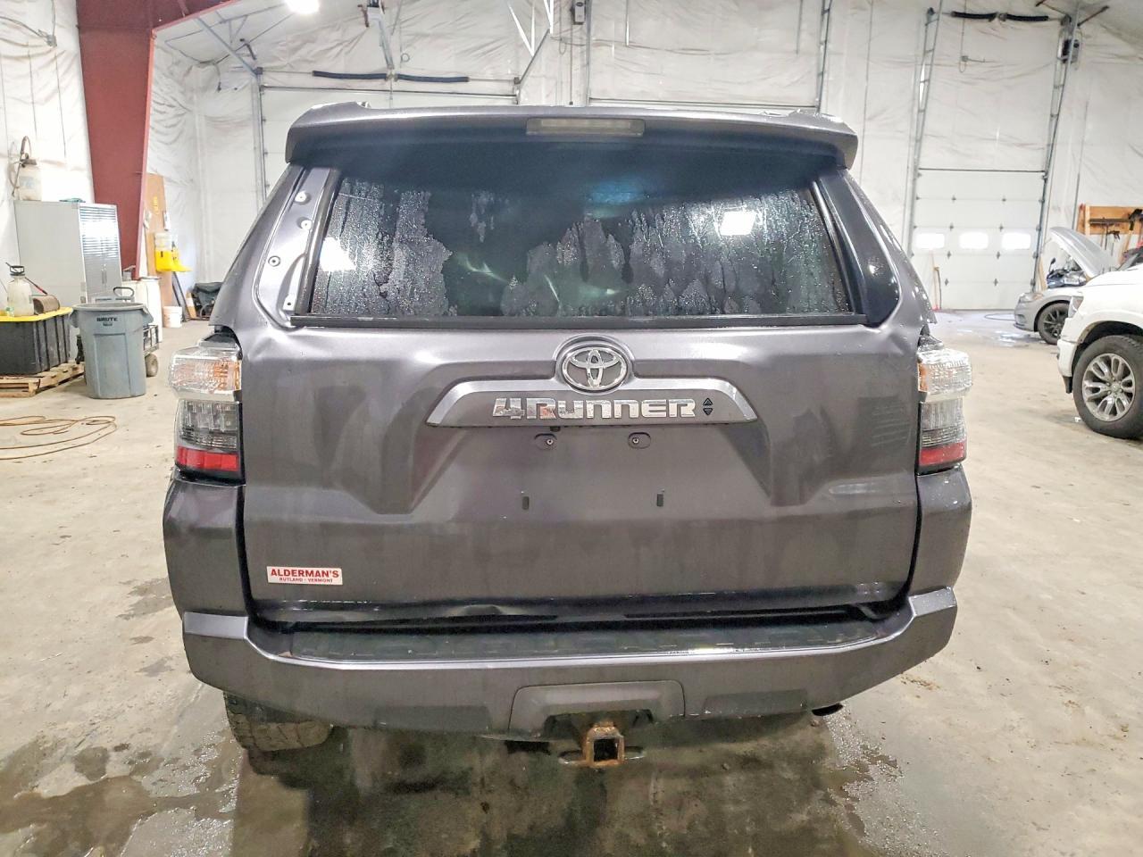 2022 Toyota 4Runner Sr5 Premium - Image 6