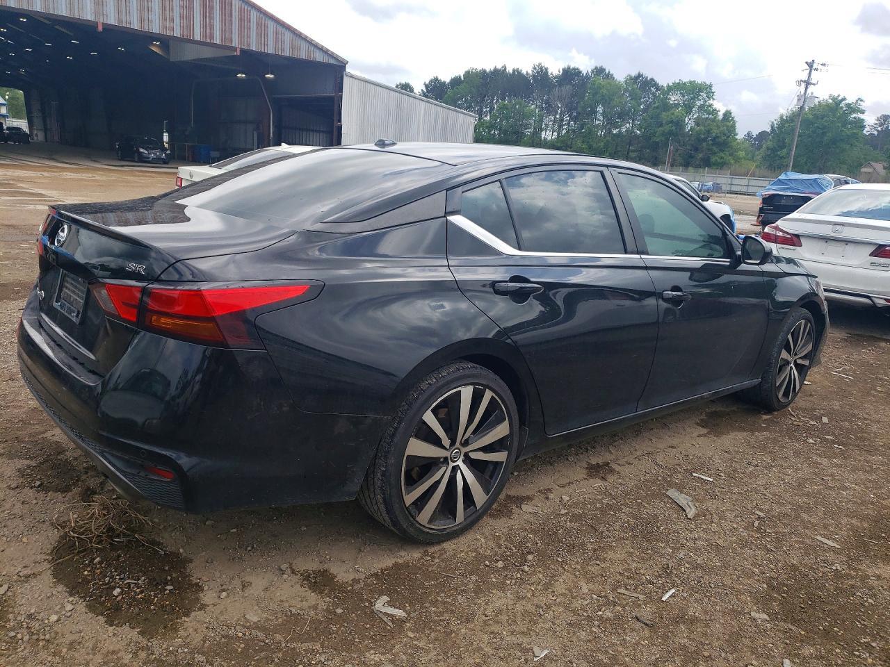 2020 Nissan Altima 2.5 Sr - Фото 3