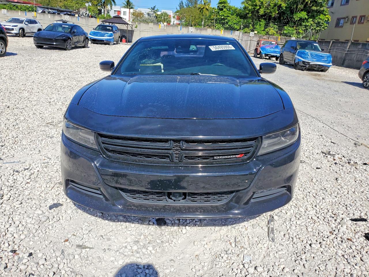 2015 Dodge Charger R - Image 5
