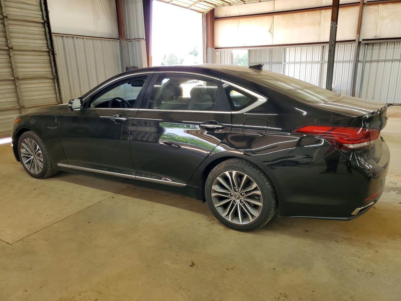 2015 Hyundai Genesis 3.8L - Фото 2