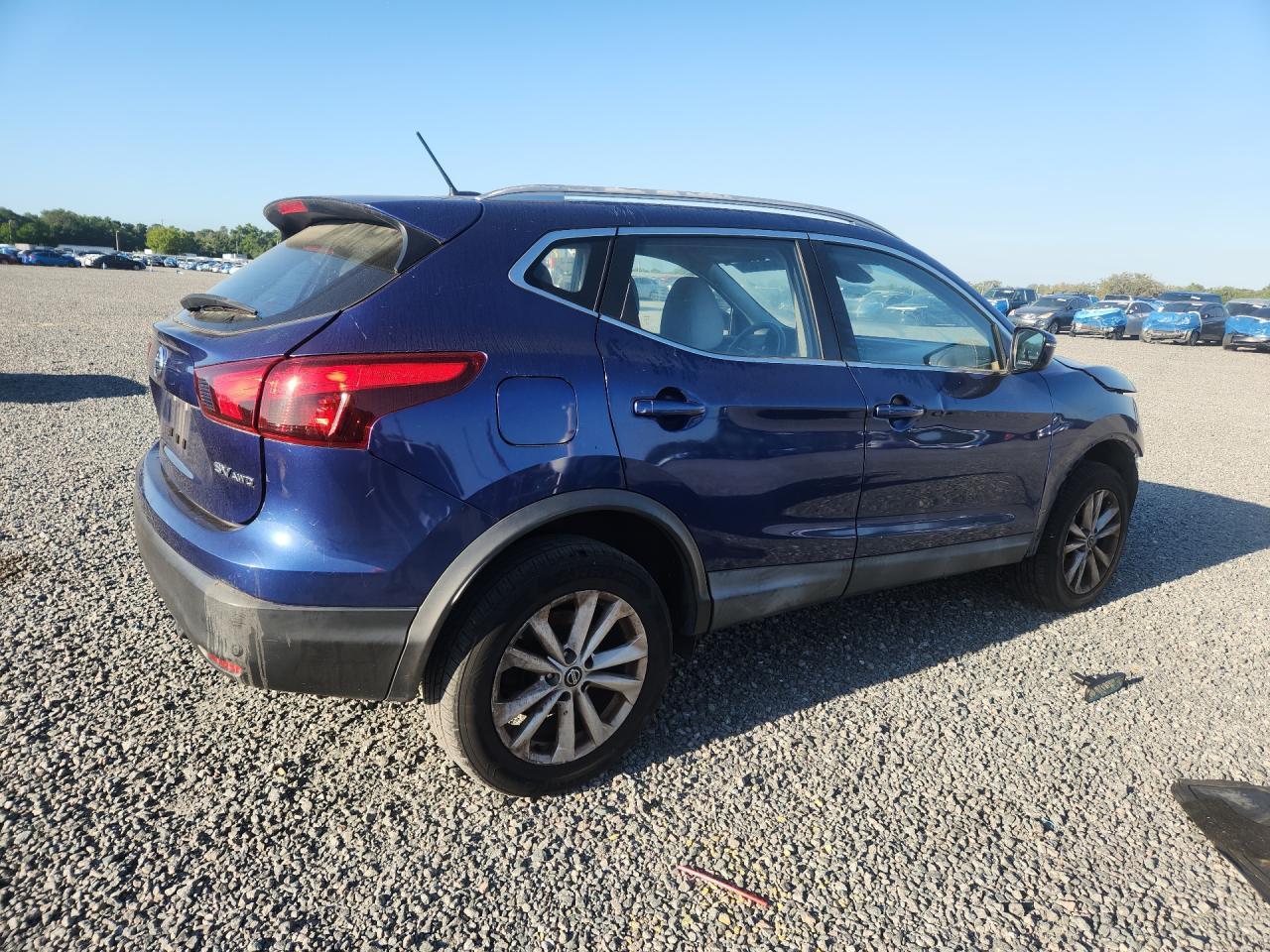 2019 Nissan Rogue Sport Sv - Image 3