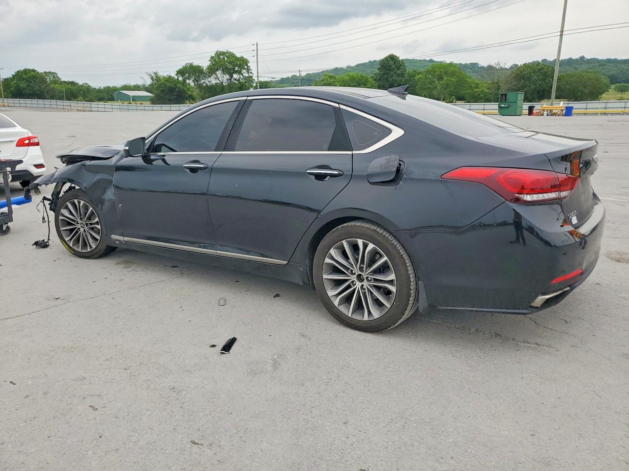 2015 Hyundai Genesis 3.8L - Image 2