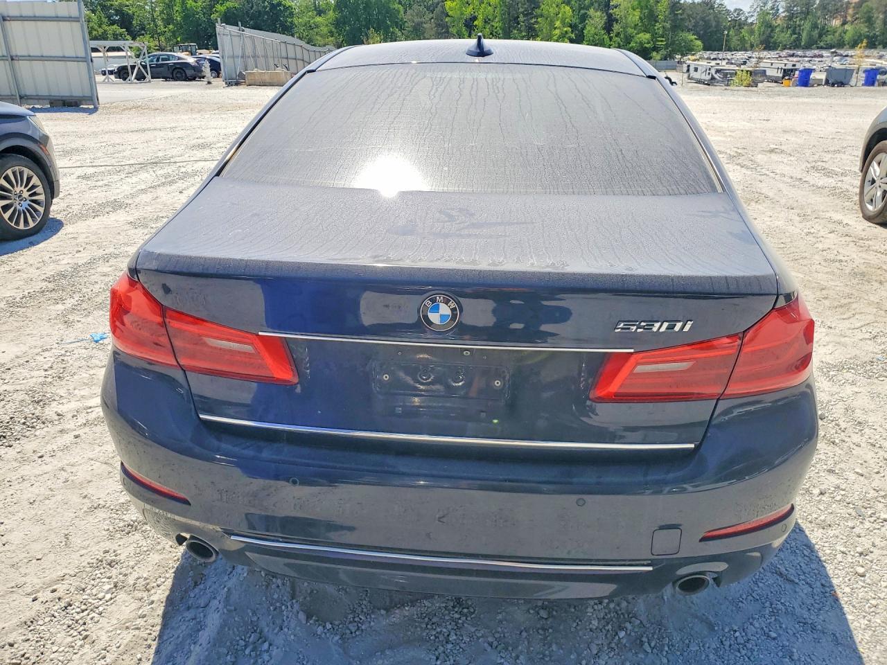 2019 BMW 530 I - Фото 6