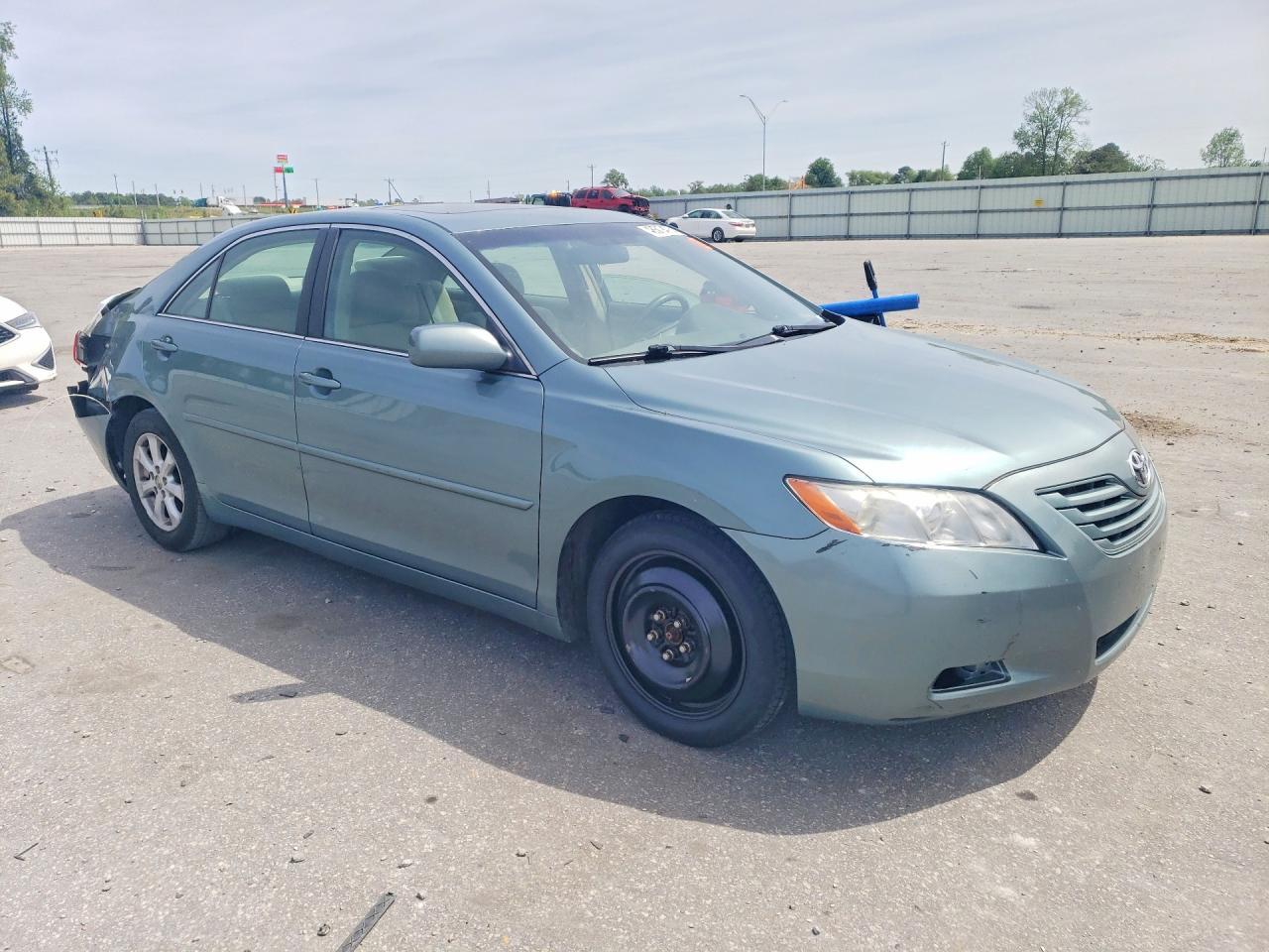 2009 Toyota Camry Le - Фото 4