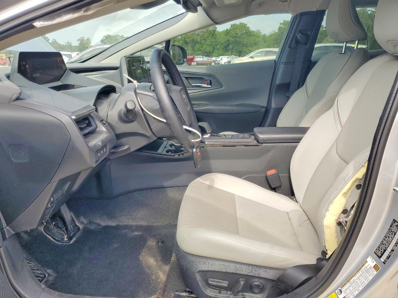 2024 Toyota Prius Xle - Image 7