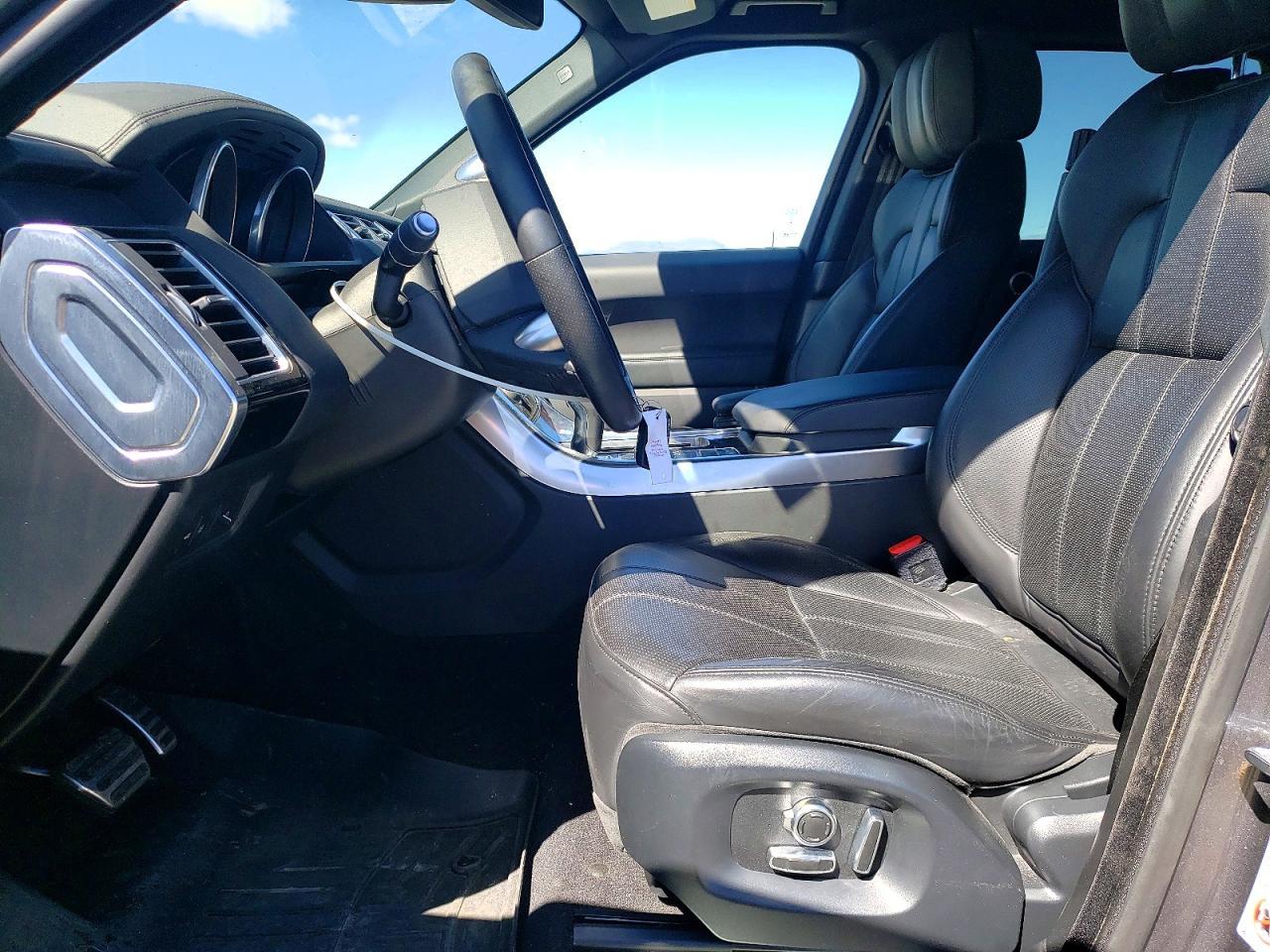 2016 Land Rover Range Rover Sport Hse - Image 7