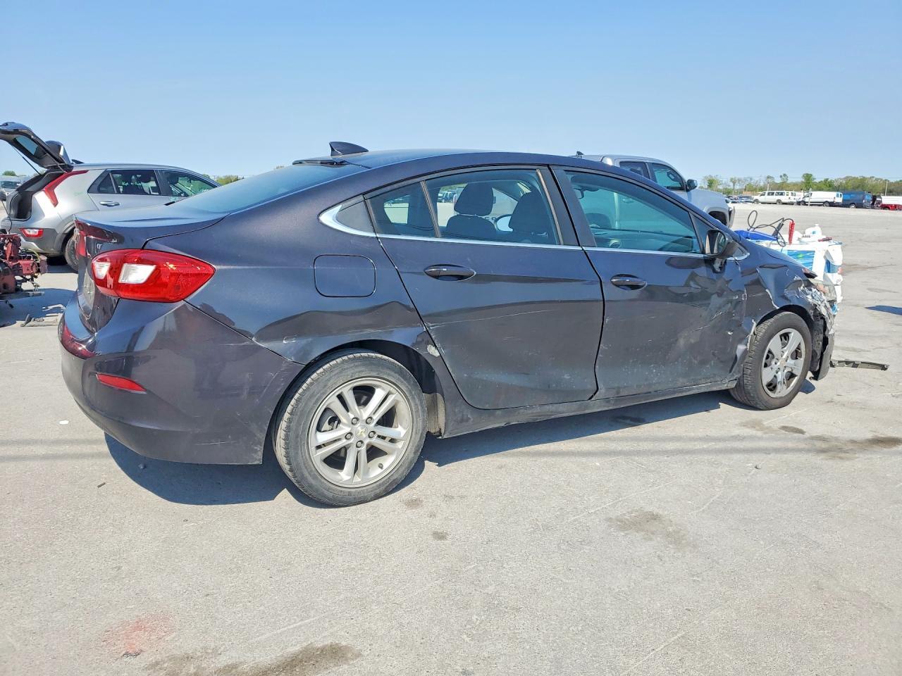 2017 Chevrolet Cruze Lt - Фото 3