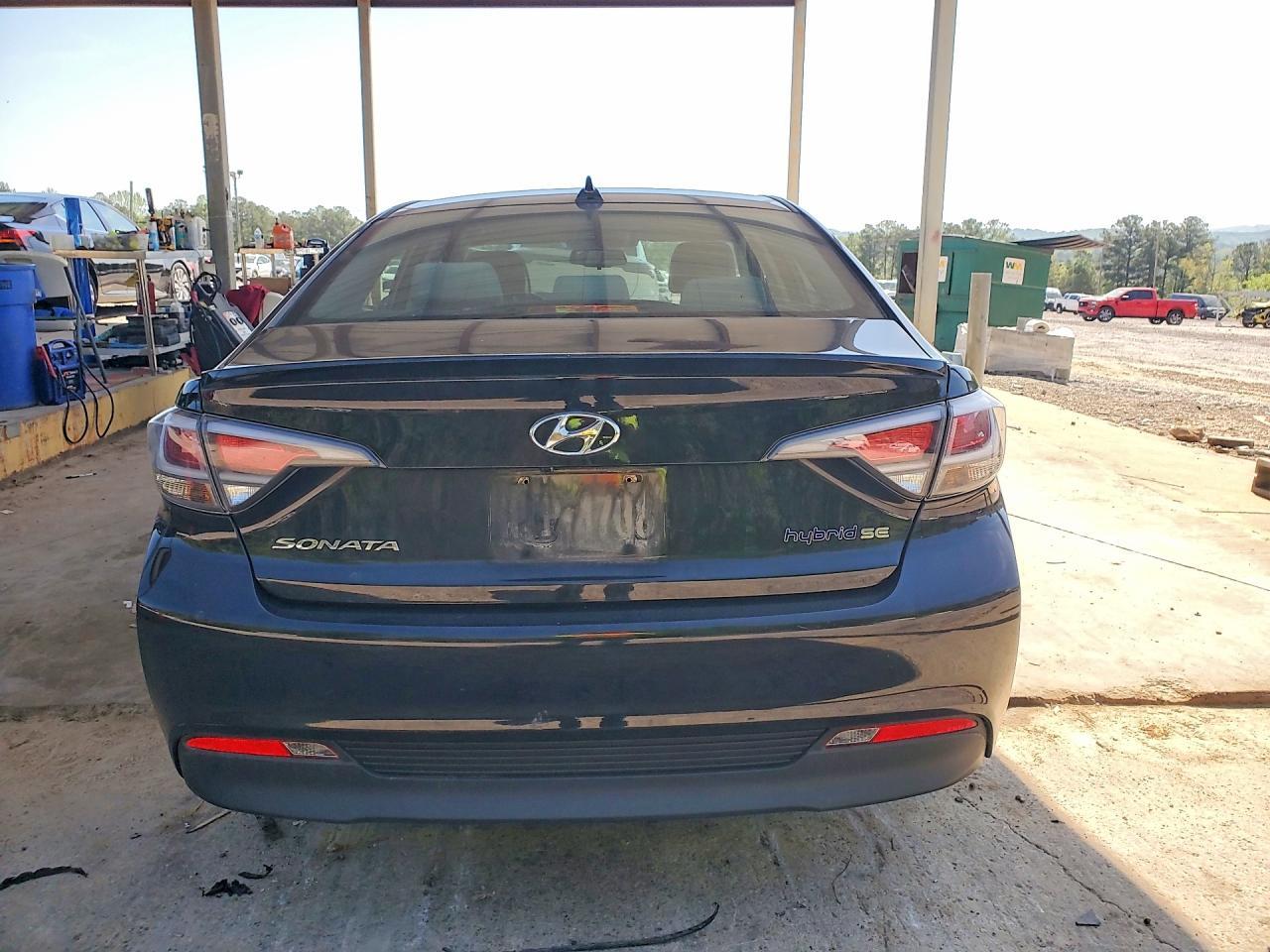 2017 Hyundai Sonata Hybrid Se - Image 6