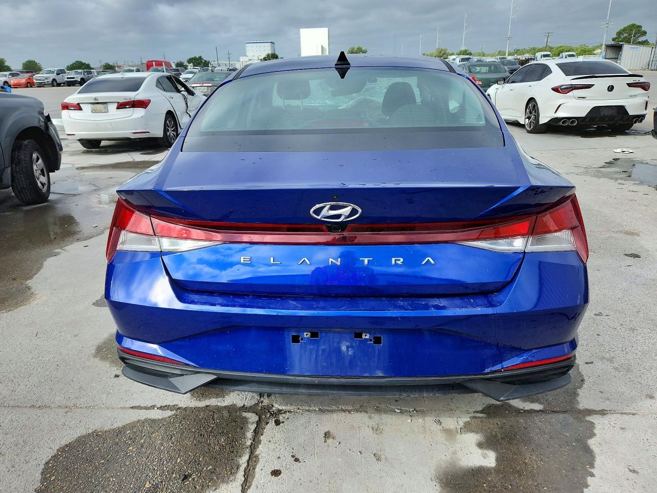 2023 Hyundai Elantra Sel - Фото 6