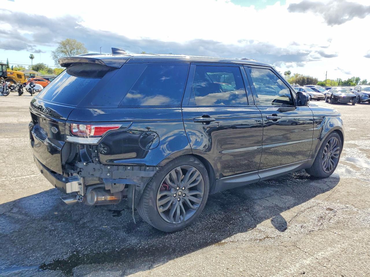 2017 Land Rover Range Rover Sport Sc - Image 3